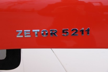 Maska do ciągnika Zetor 5211-7211 model 03
