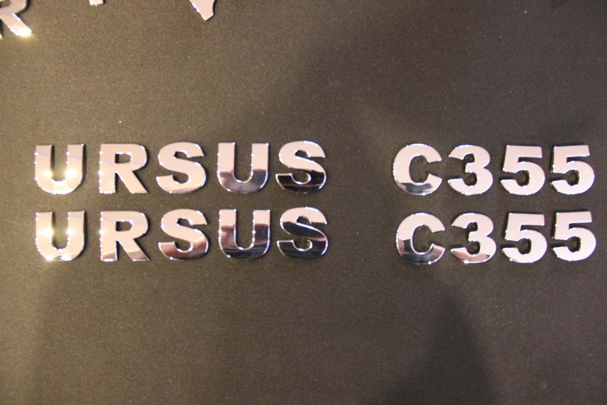 URSUS C355 - komplet liter na boki